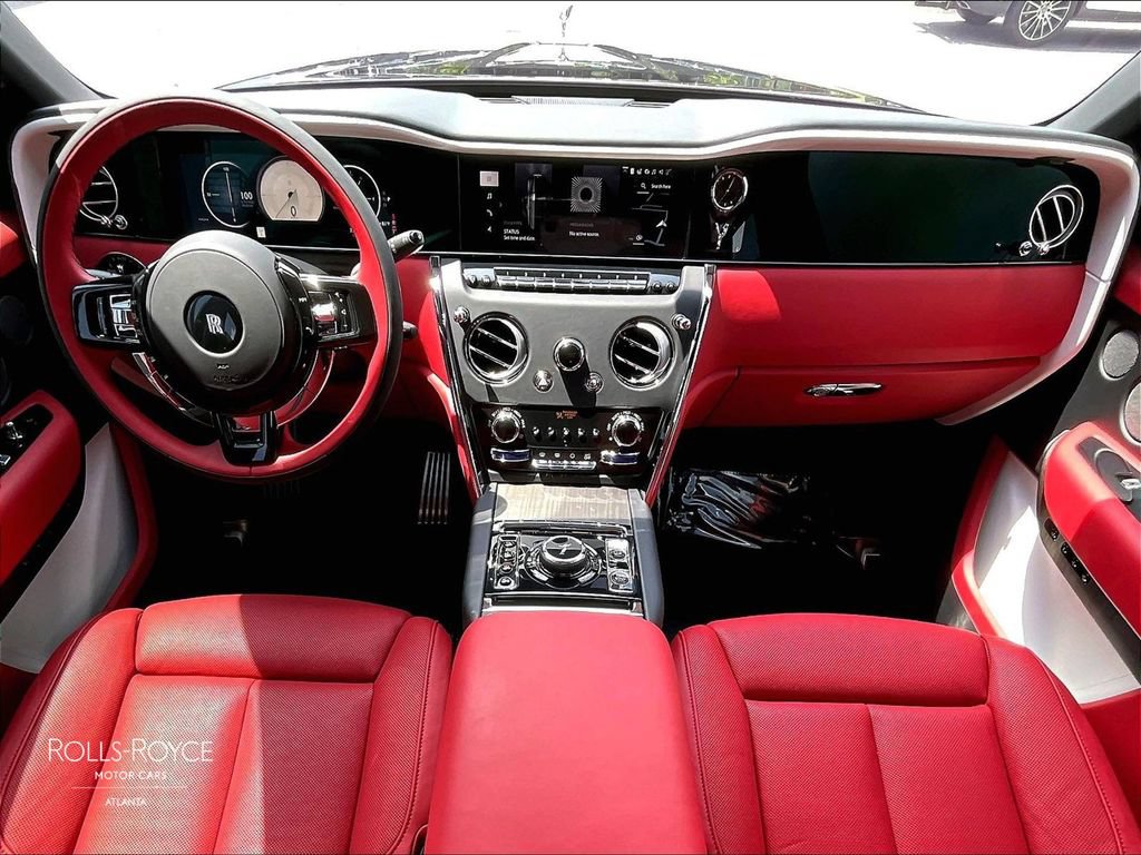 Certified 2026 Rolls-Royce Cullinan AWD/4WD image 13