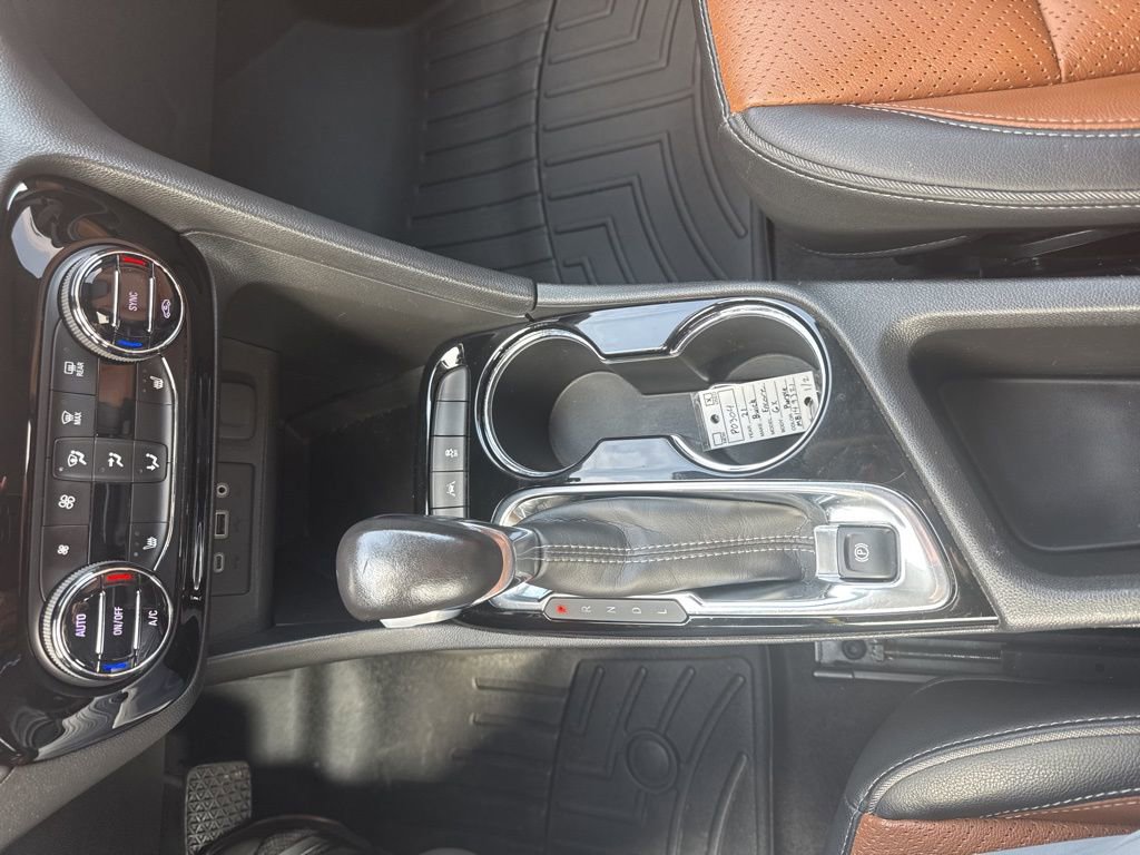 Used 2021 Buick Encore GX Essence image 29