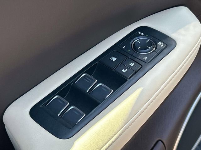 Used 2017 Lexus RX 450h AWD w/ Luxury Package image 24