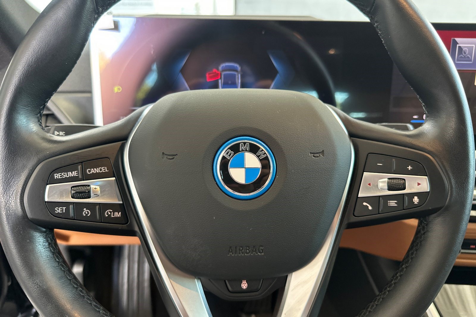 Used 2024 BMW i4 eDrive40 w/ Premium Package RWD image 29