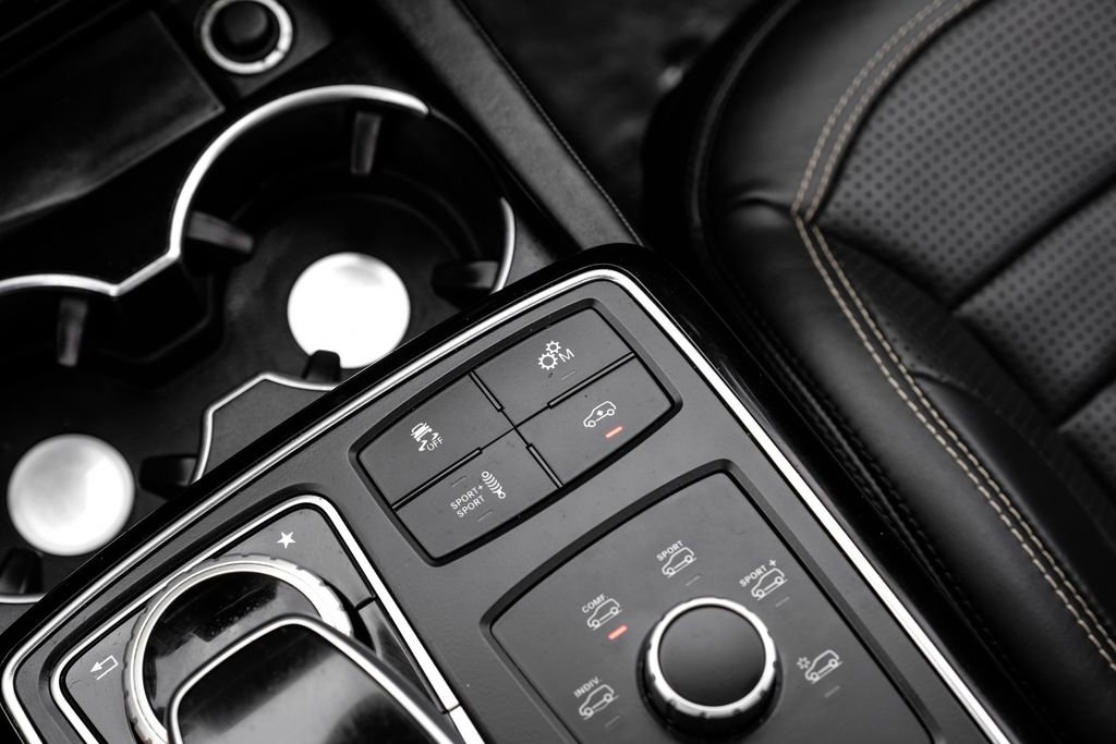 Used 2019 Mercedes-Benz GLS 63 AMG 4MATIC w/ AMG Night Styling Package image 28