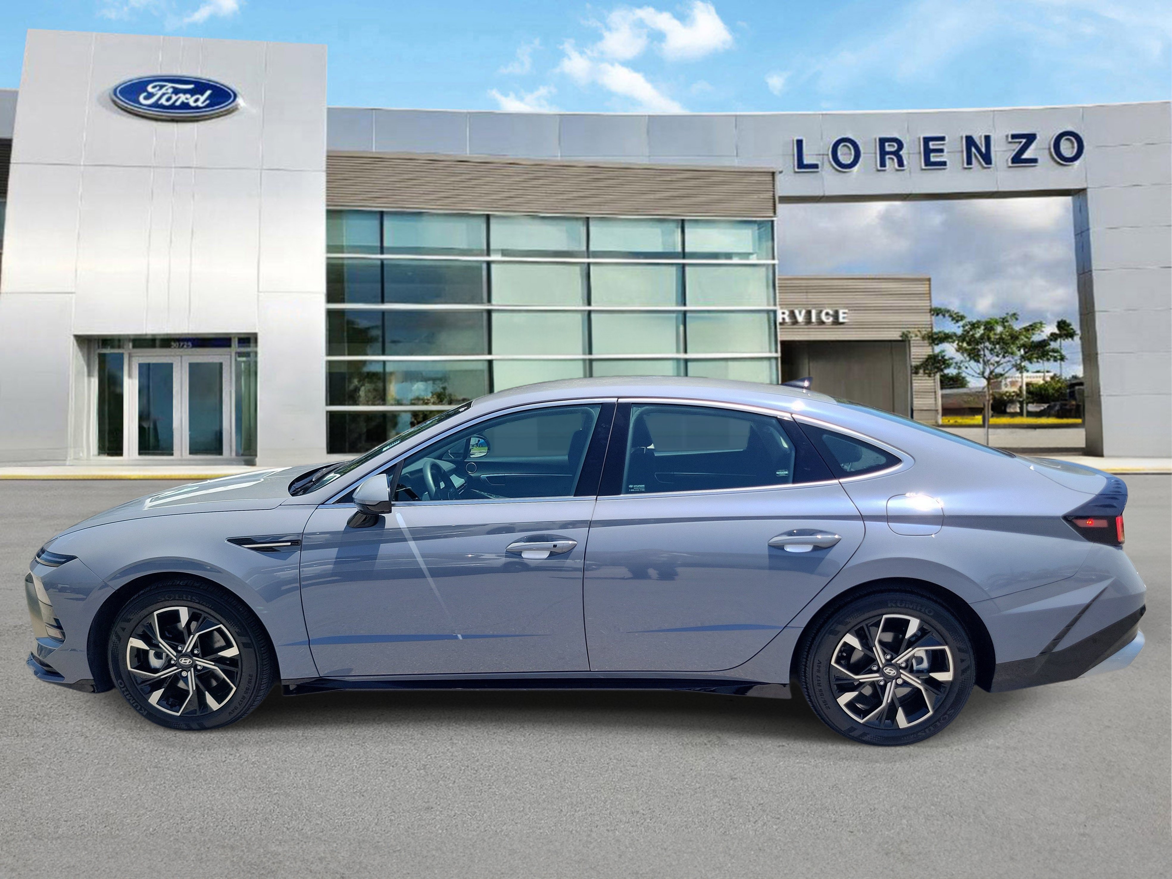 Used 2025 Hyundai Sonata SEL FWD image 8
