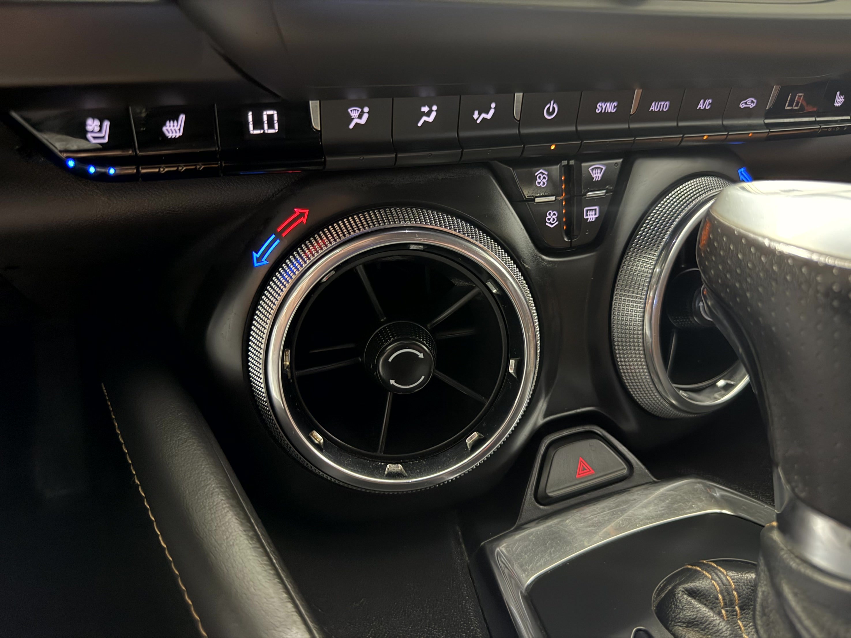 Used 2019 Chevrolet Camaro LT RWD image 18