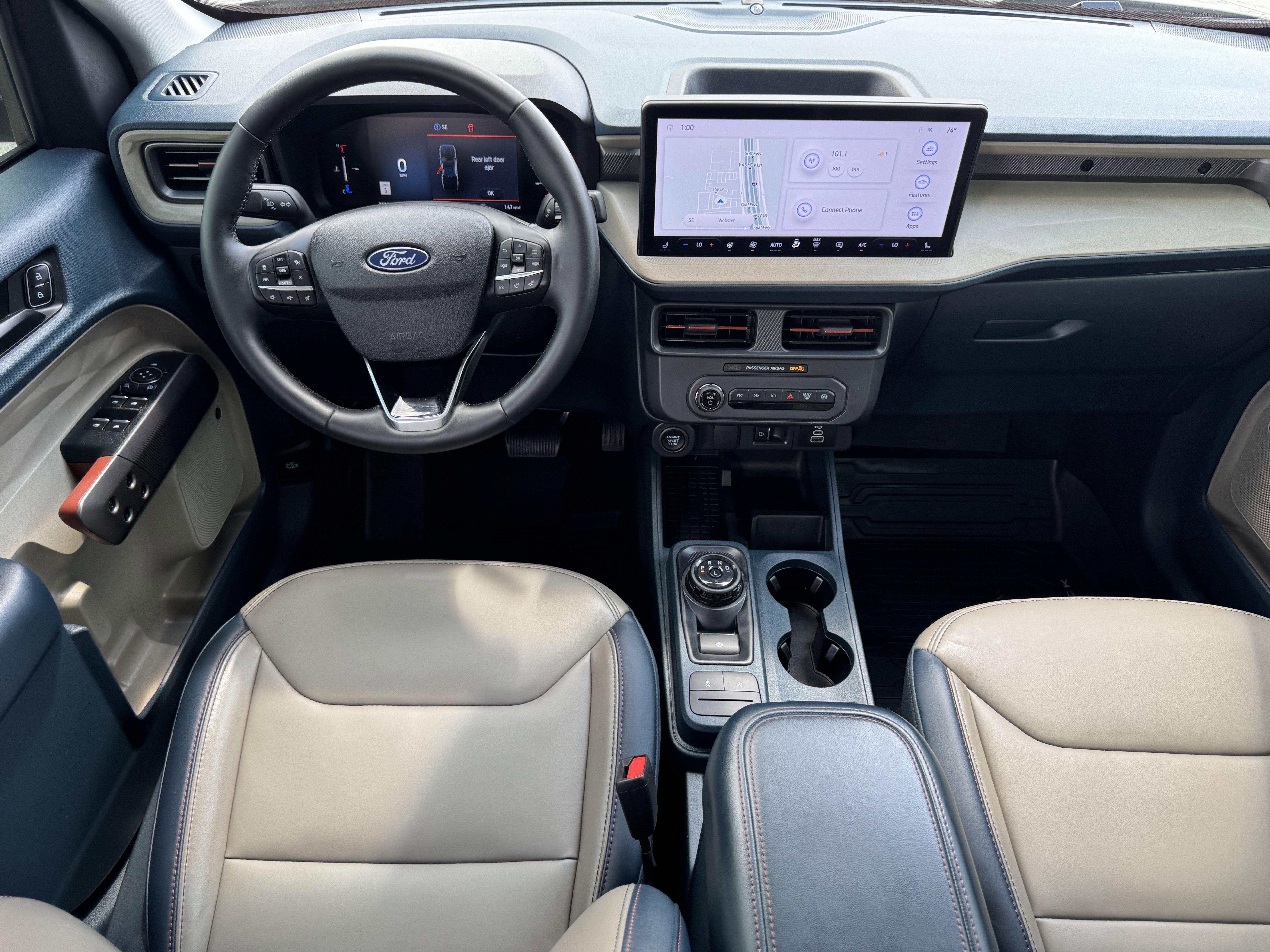 Used 2025 Ford Maverick Lariat image 13