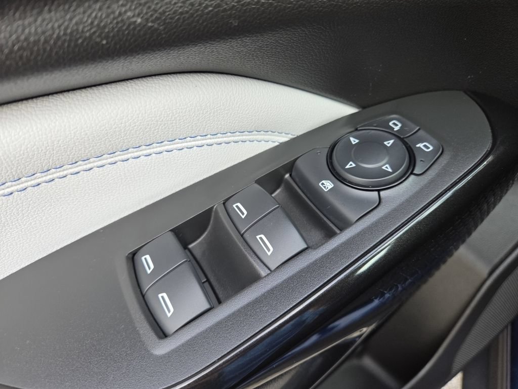 Used 2024 Chevrolet Trax LT w/ Driver Confidence Package FWD image 9