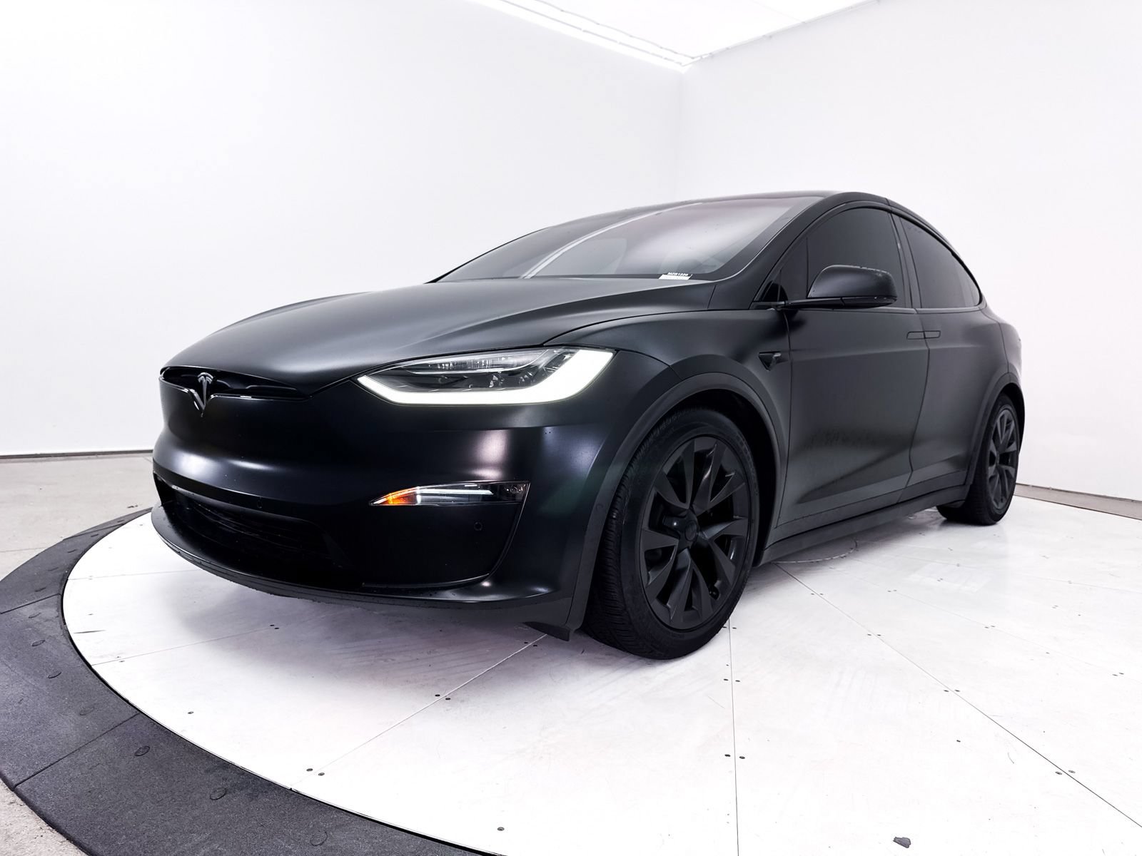 Used 2023 Tesla Model X AWD/4WD image 15