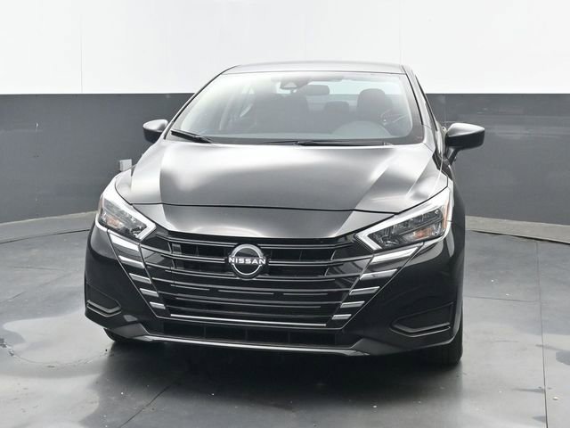 Used 2025 Nissan Versa S w/ Trunk Package FWD image 5