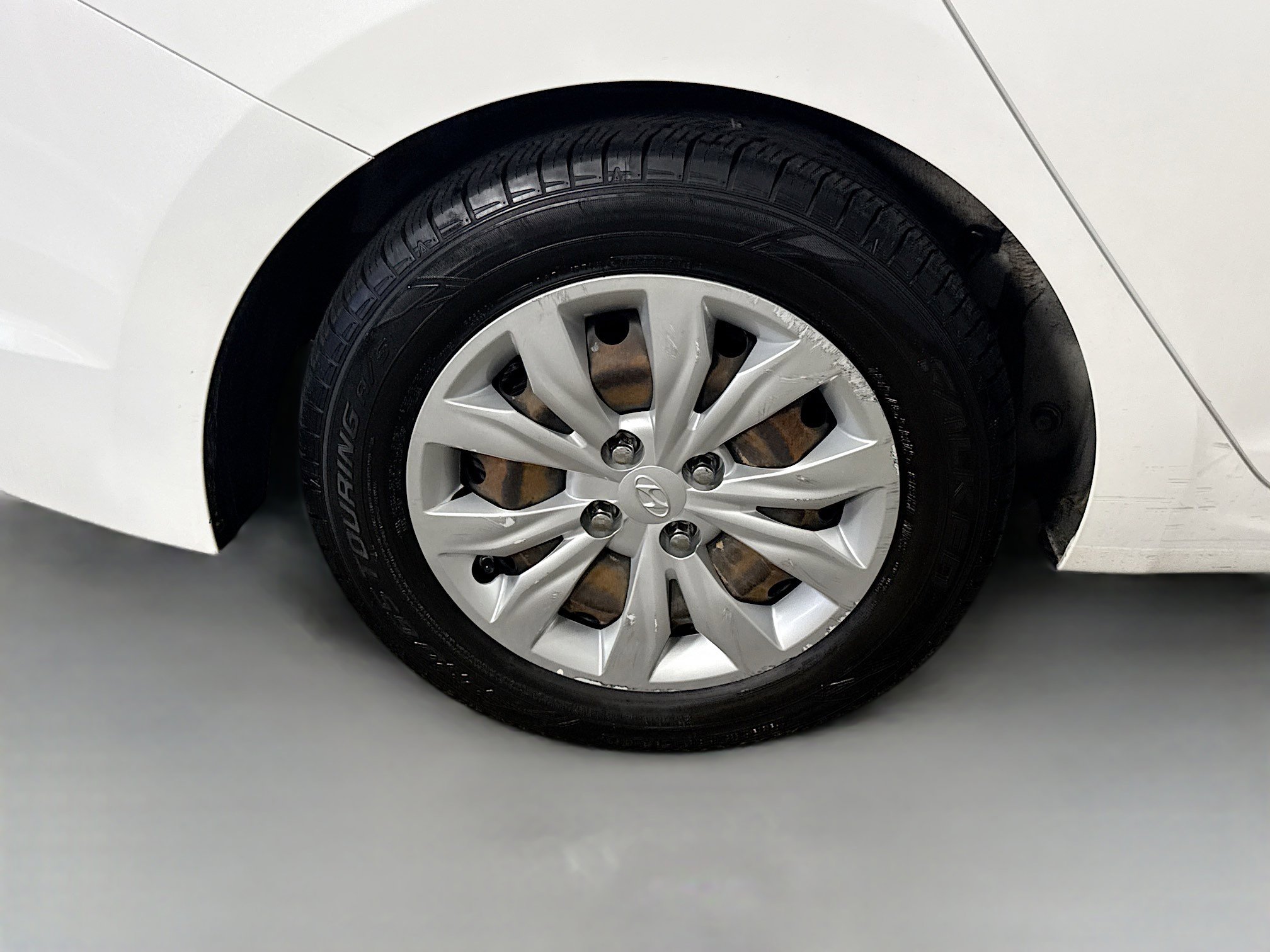 Used 2020 Hyundai Accent SE FWD image 32