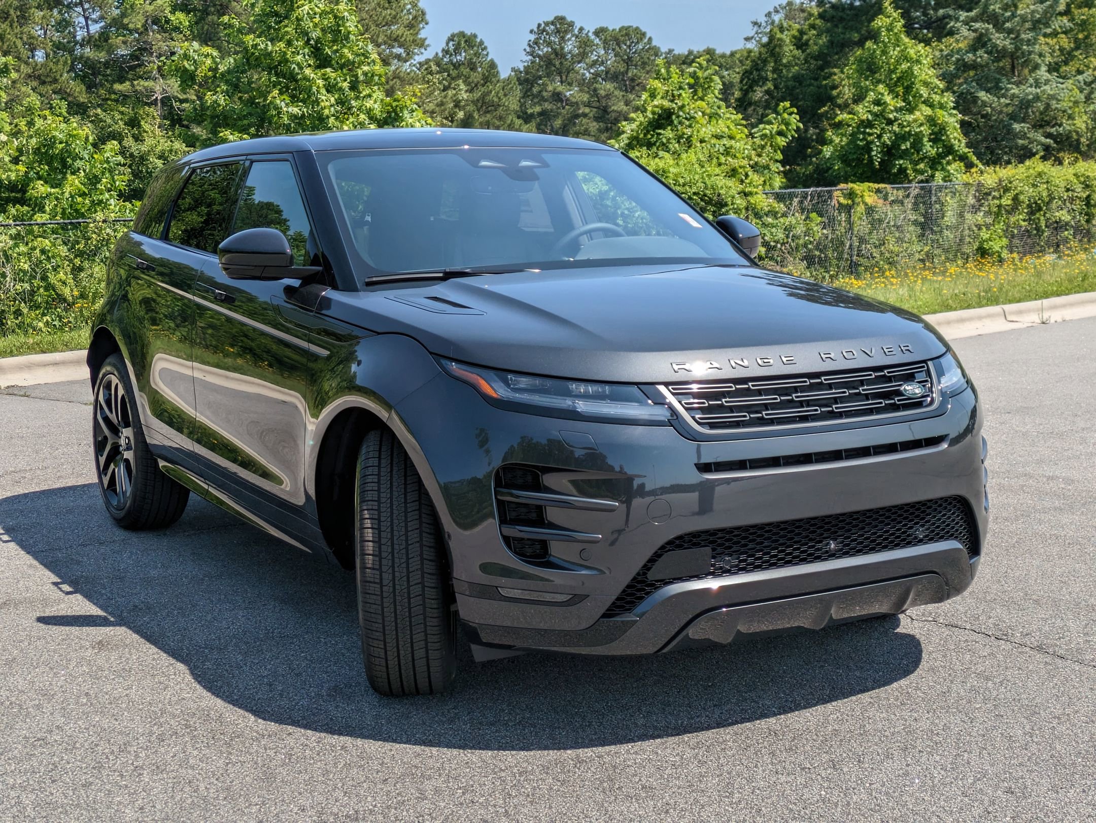 New 2026 Land Rover Range Rover Evoque Dynamic SE image 4