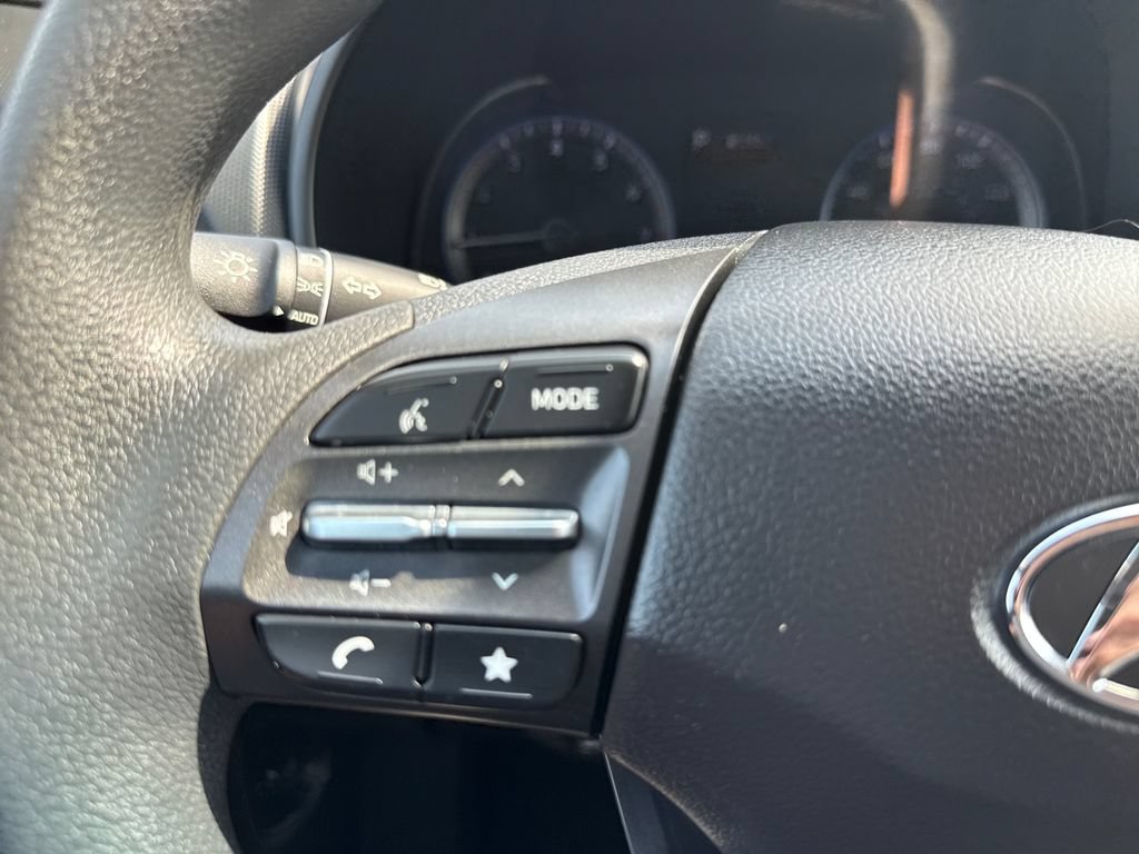 Used 2023 Hyundai Kona SEL AWD/4WD image 24
