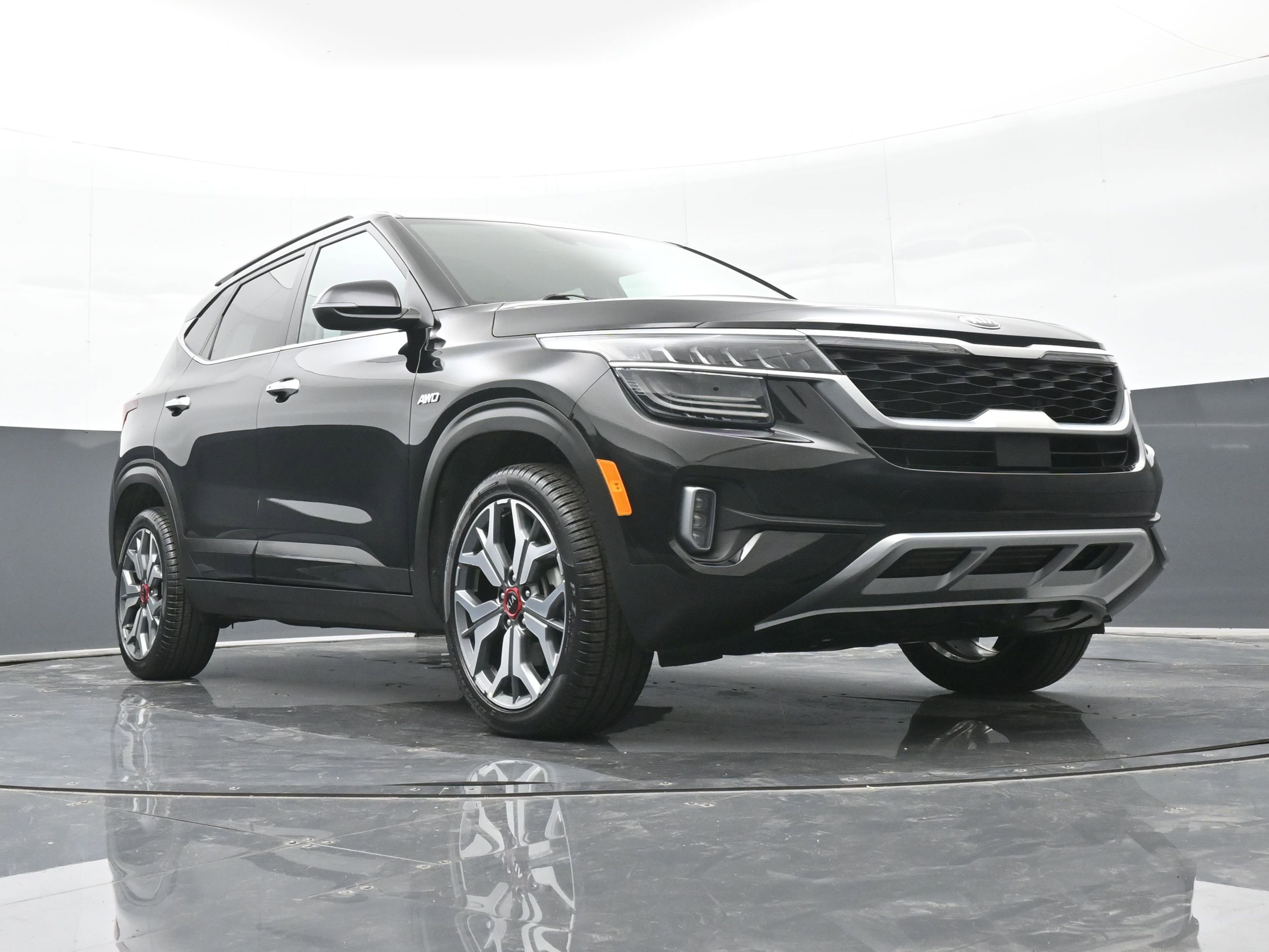 Used 2021 Kia Seltos SX image 37