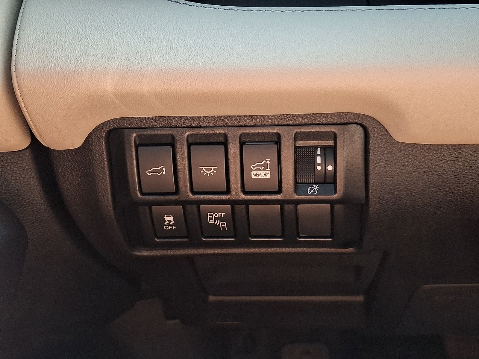 Certified 2022 Subaru Ascent Touring AWD/4WD image 24