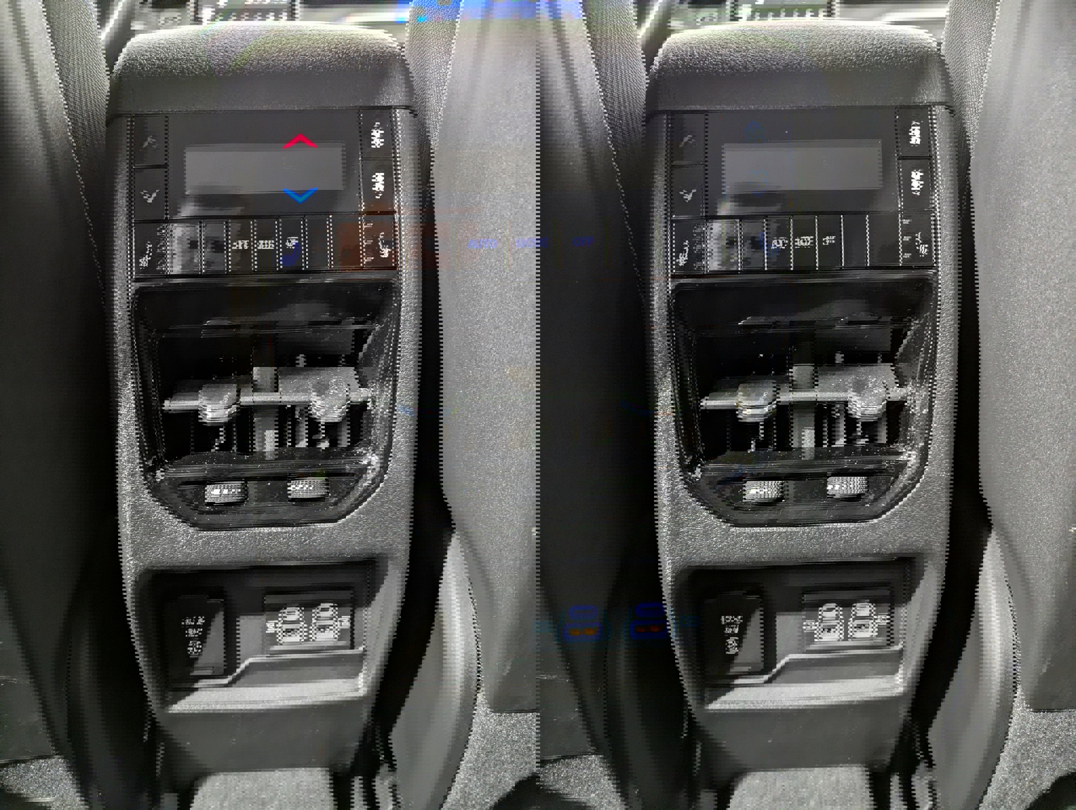 Used 2023 Jeep Grand Cherokee L Limited w/ Luxury Tech Group II image 14