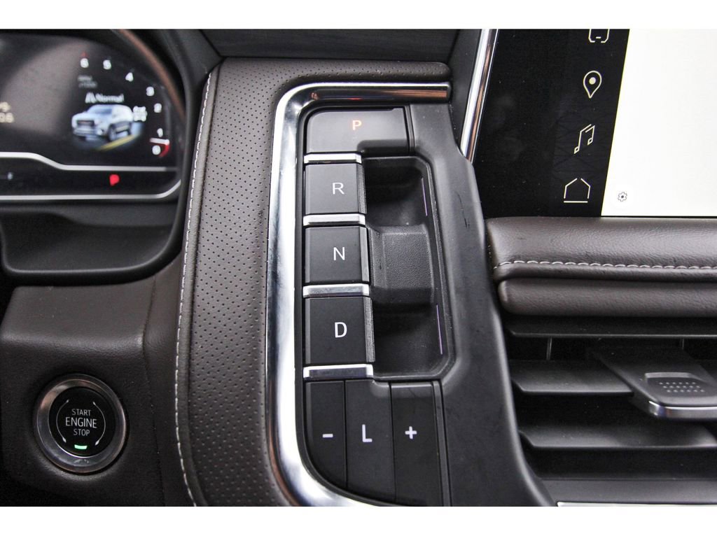 Used 2024 GMC Yukon SLT AWD/4WD image 24