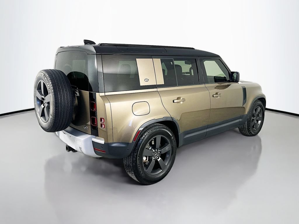 Used 2020 Land Rover Defender 110 SE AWD/4WD image 7