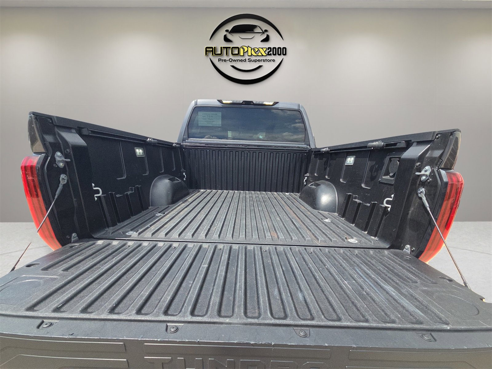 Used 2023 Toyota Tundra Limited image 16