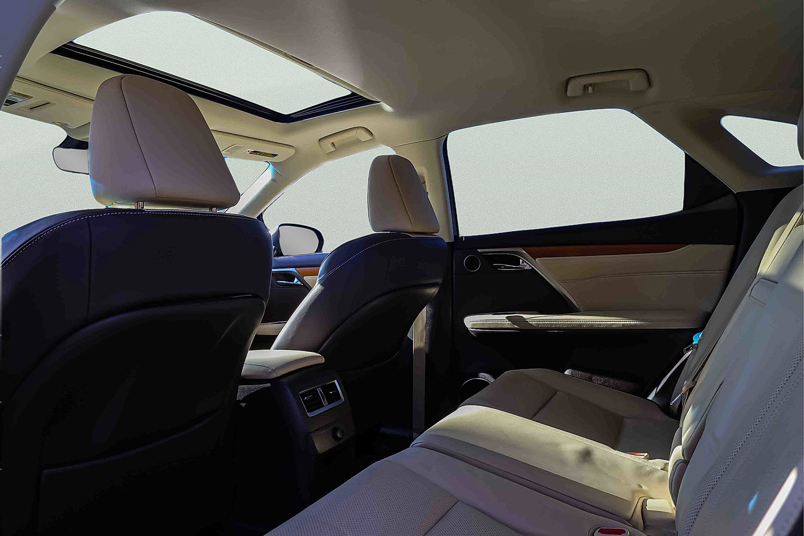 Used 2017 Lexus RX 350 AWD w/ Premium Package image 23