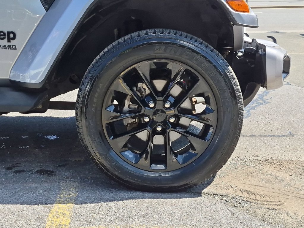 Certified 2020 Jeep Wrangler Unlimited Sahara AWD/4WD image 24