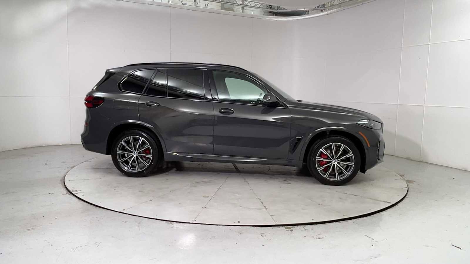 New 2026 BMW X5 xDrive40i w/ M Sport Package image 8