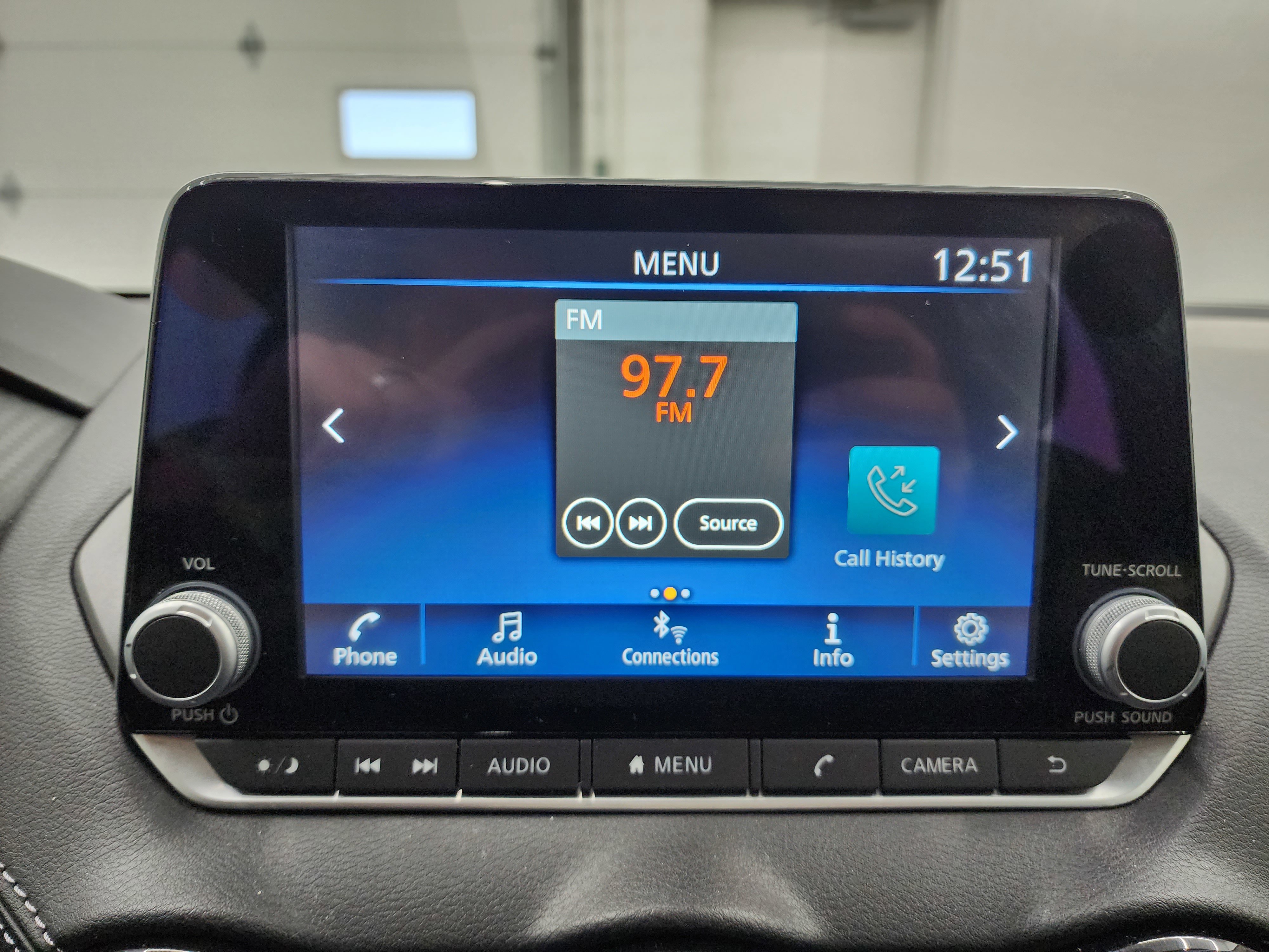 Used 2023 Nissan Sentra SV image 41