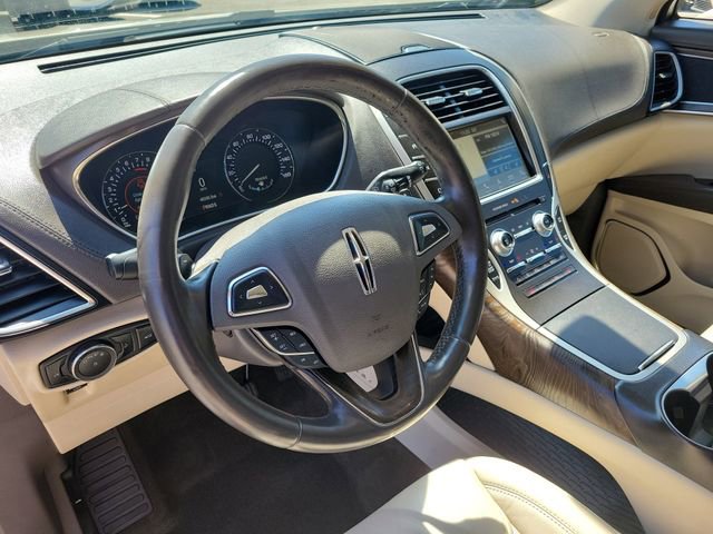 Used 2018 Lincoln MKX Select w/ Select Plus Package image 23