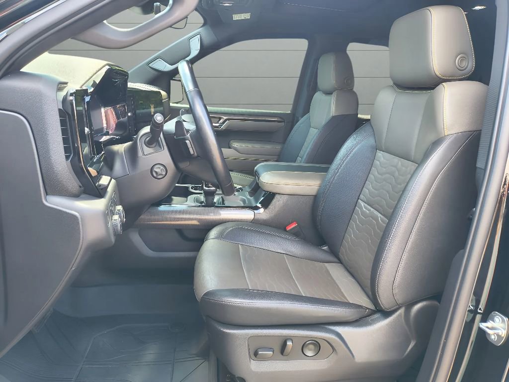 Used 2023 Chevrolet Silverado 1500 ZR2 w/ Technology Package image 20