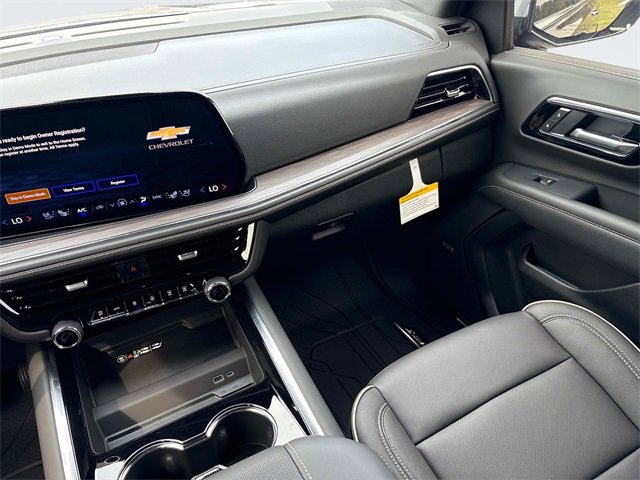 New 2026 Chevrolet Suburban Premier image 15