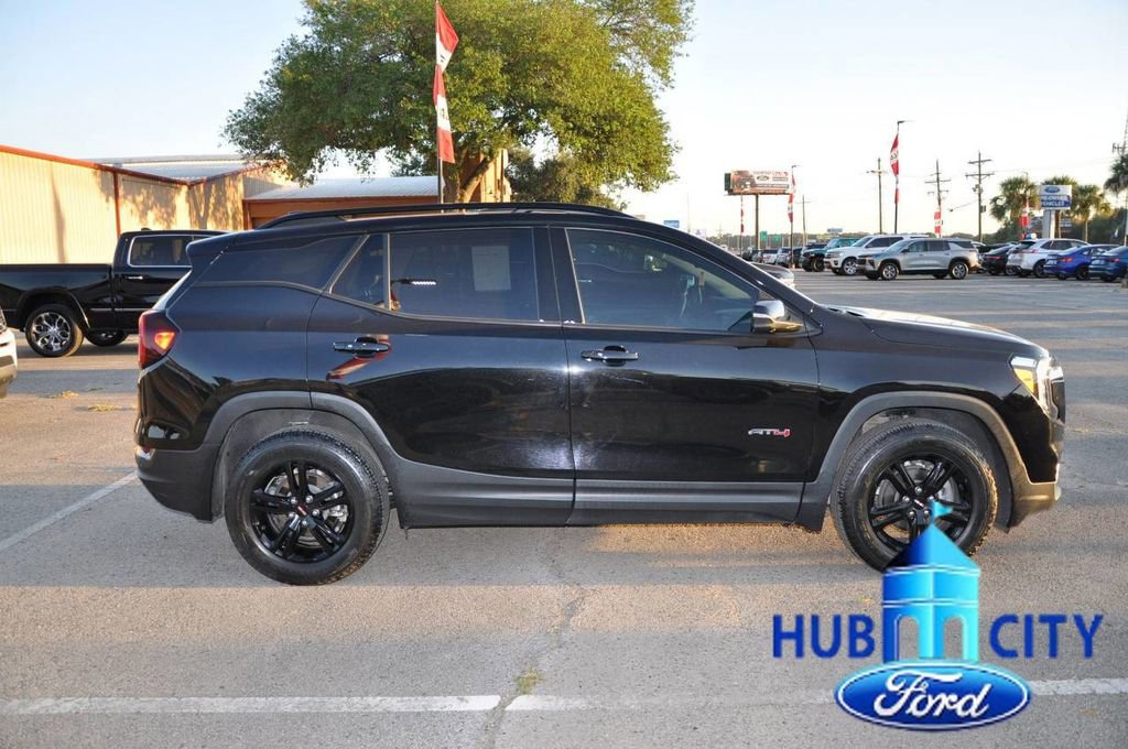 Used 2022 GMC Terrain AT4 w/ Tech Package image 5