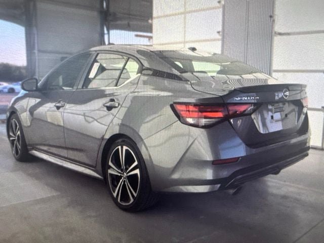 Used 2021 Nissan Sentra SR FWD image 12