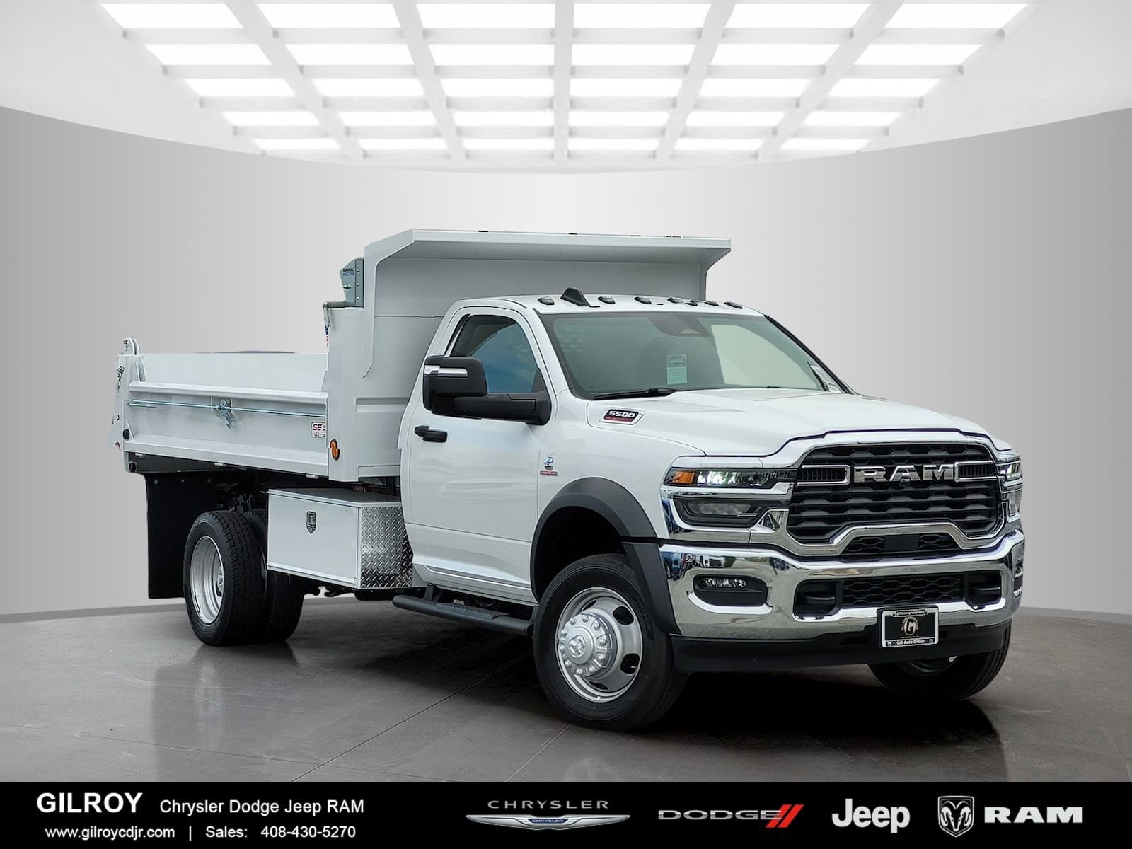 New 2026 RAM 5500 Tradesman w/ Chrome Appearance Group image 1