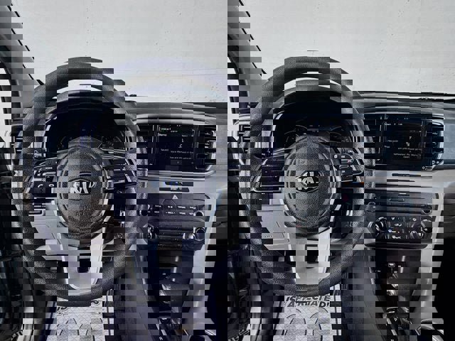 Used 2020 Kia Sportage LX image 10