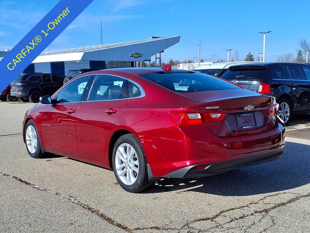 Used 2018 Chevrolet Malibu Hybrid w/ Leather Package image 8