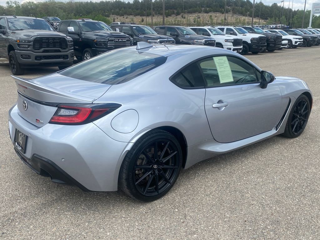 Used 2022 Toyota GR86 Premium w/ ALL Weather Mat Package (TMS) RWD image 6