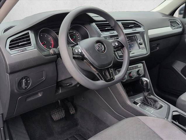 Used 2020 Volkswagen Tiguan S image 14