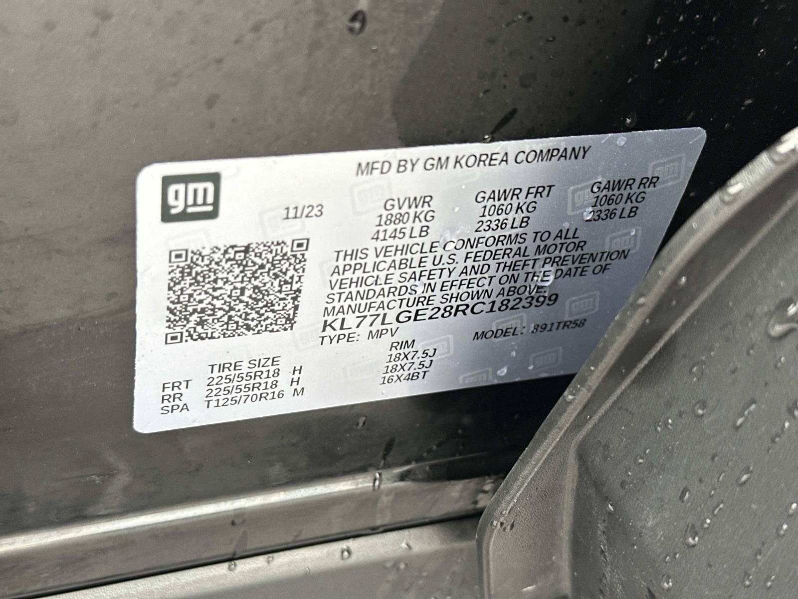 Certified 2024 Chevrolet Trax RS w/ Driver Confidence Package FWD image 17