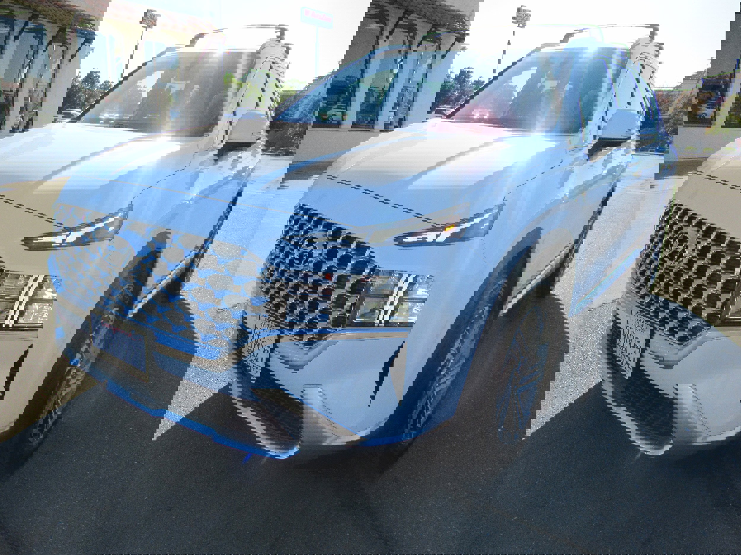 Used 2022 Hyundai Santa Fe SEL w/ Convenience Package image 3