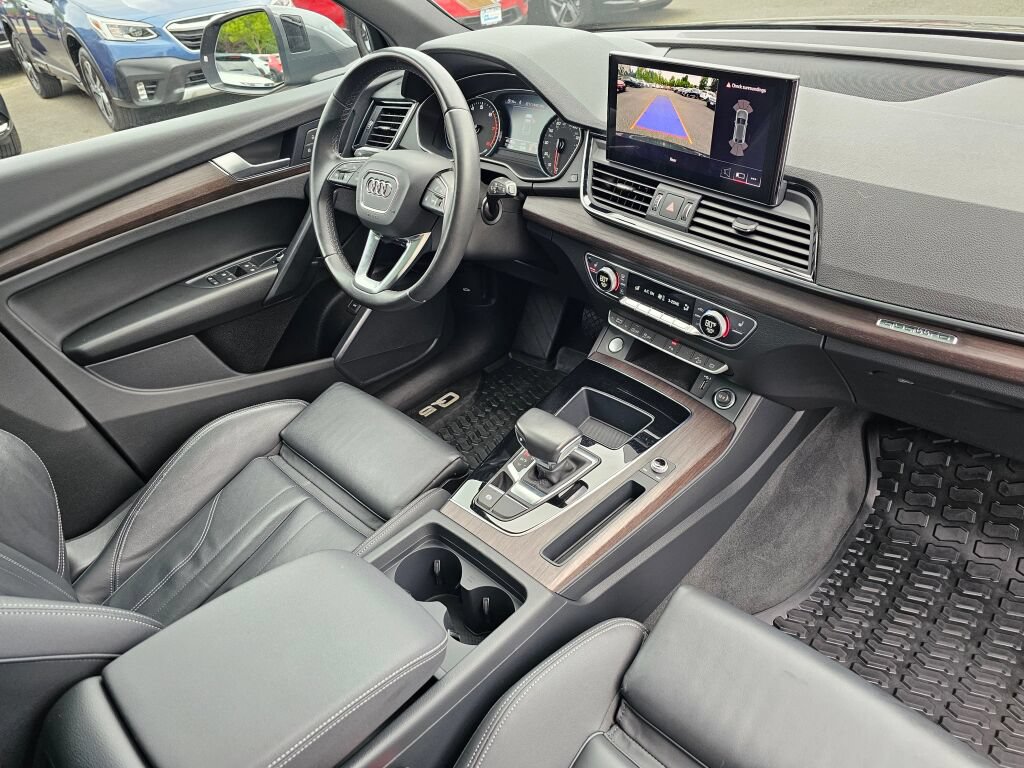 Used 2023 Audi Q5 2.0T Premium w/ Convenience Package AWD/4WD image 28