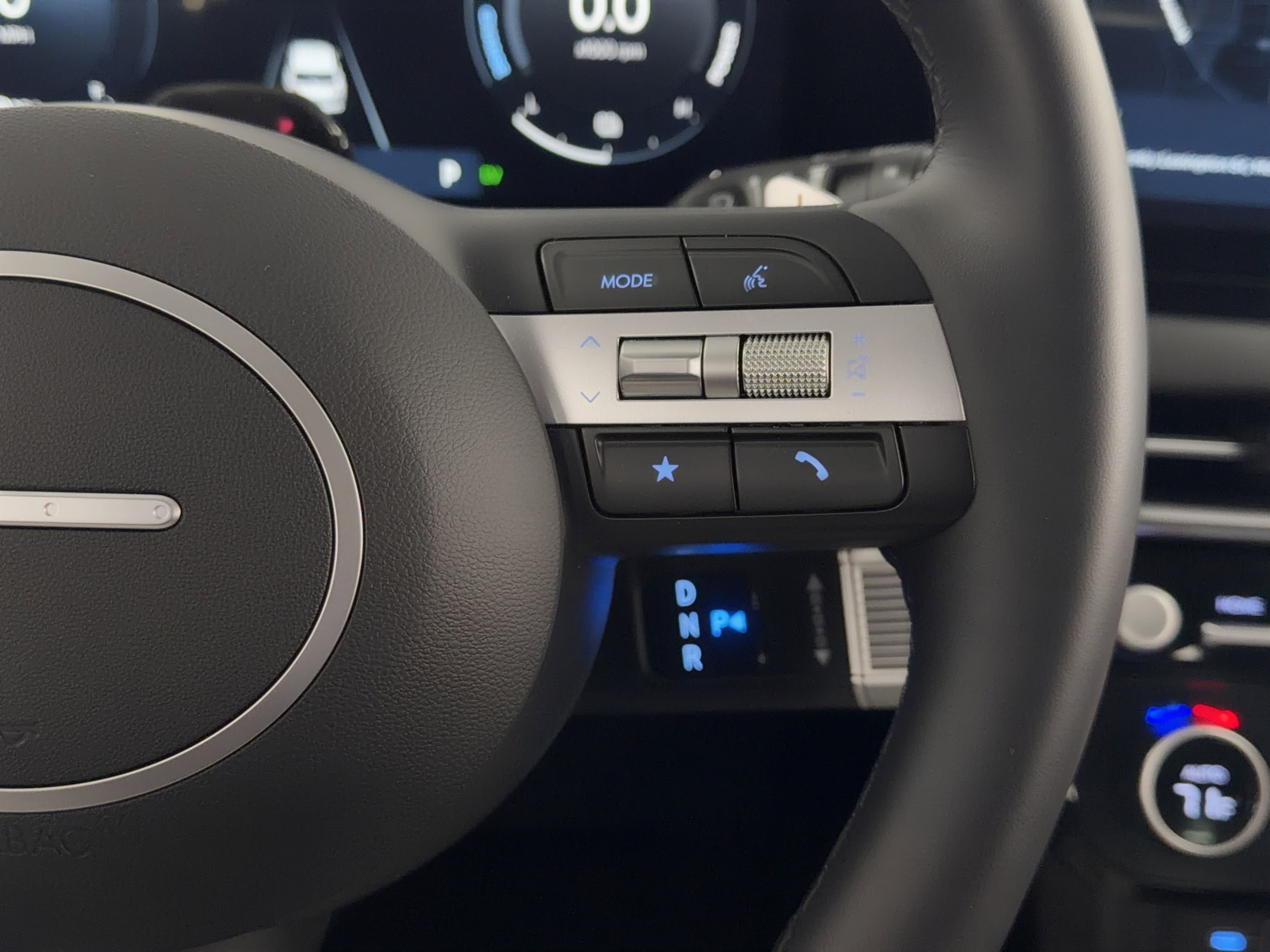 Used 2025 Hyundai Tucson Limited image 22