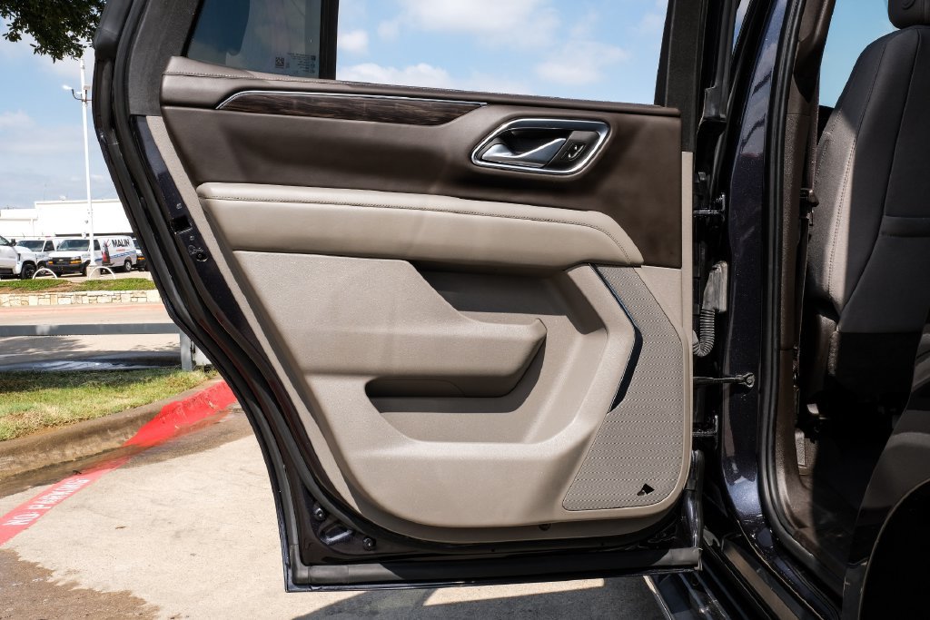Used 2023 Chevrolet Tahoe LS RWD image 46