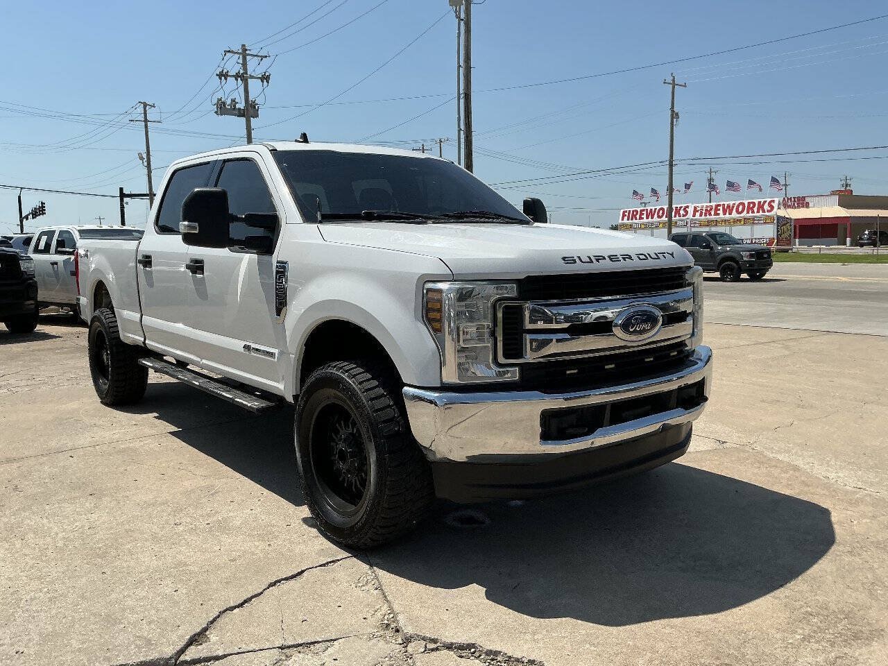 Used 2019 Ford F250 XLT w/ Snow Plow Prep Package AWD/4WD image 4