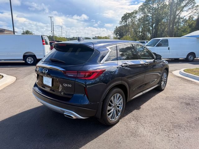 Used 2025 INFINITI QX50 Pure AWD/4WD image 19