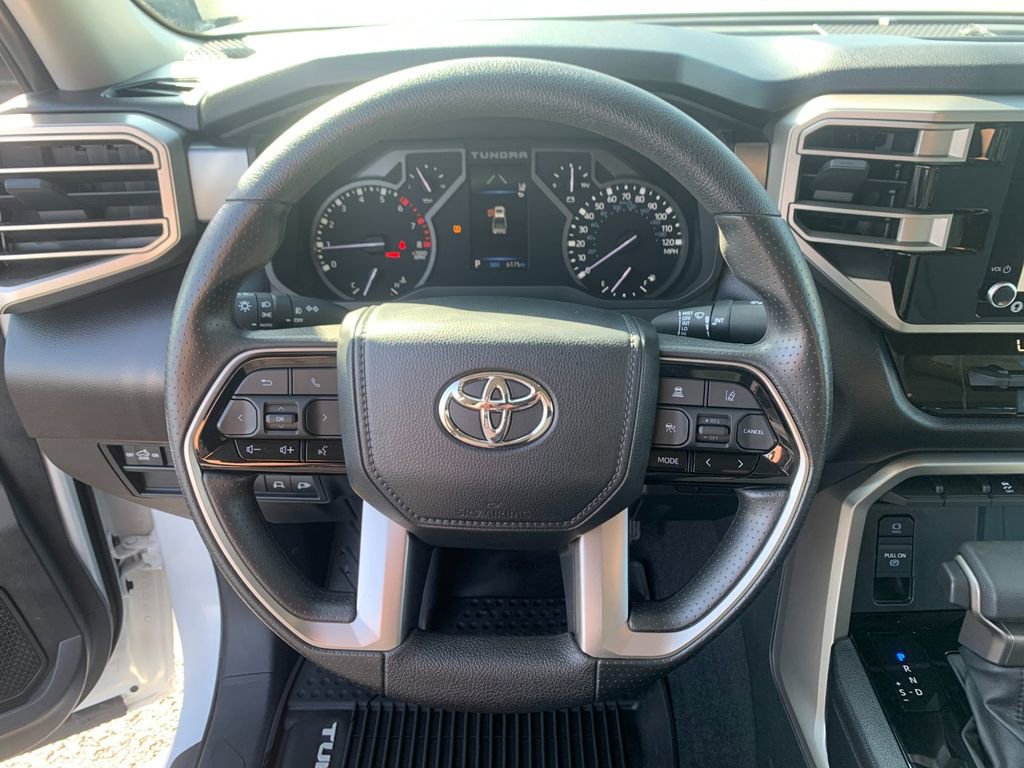 Used 2022 Toyota Tundra SR5 w/ SR5 Convenience Package image 26