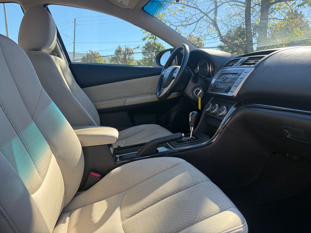 Used 2011 MAZDA MAZDA6 i Touring FWD image 8