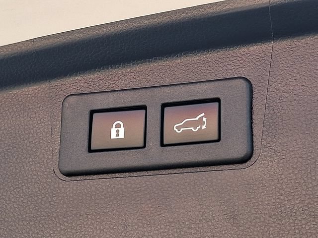 Certified 2025 Subaru Outback Onyx Edition XT AWD/4WD image 31