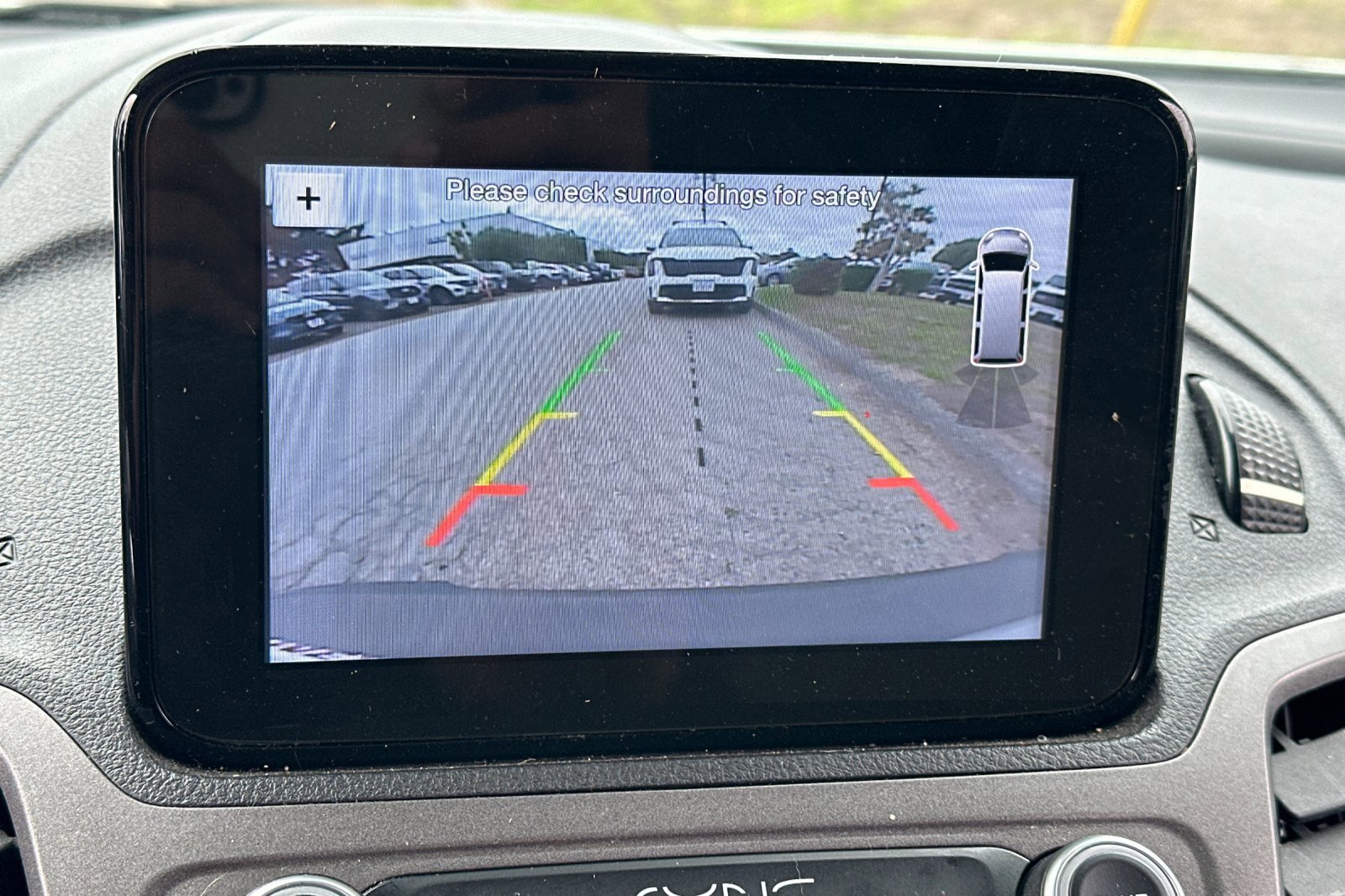 Used 2020 Ford Transit Connect XL image 17