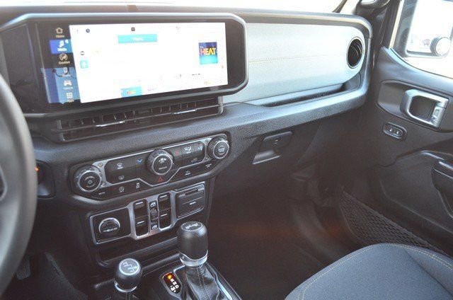 Used 2024 Jeep Wrangler Sport S image 24