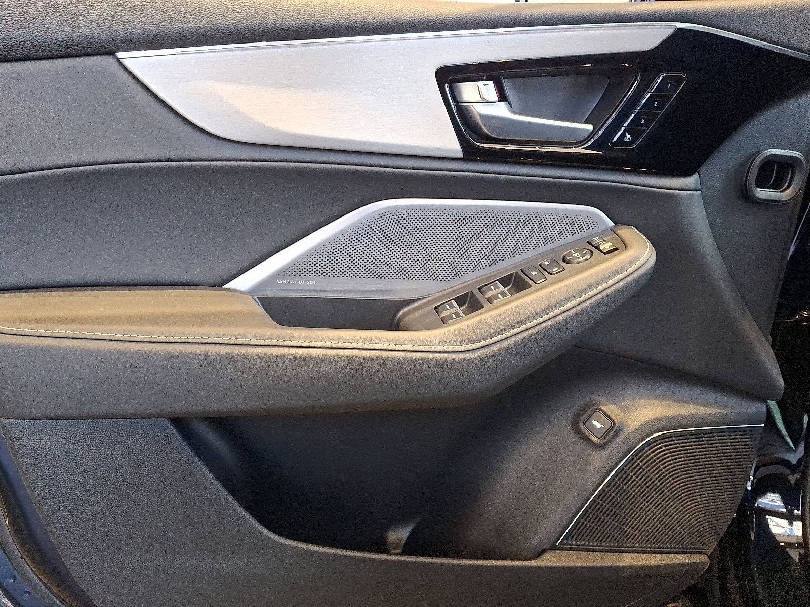 New 2026 Acura MDX SH-AWD w/ Technology Package image 7