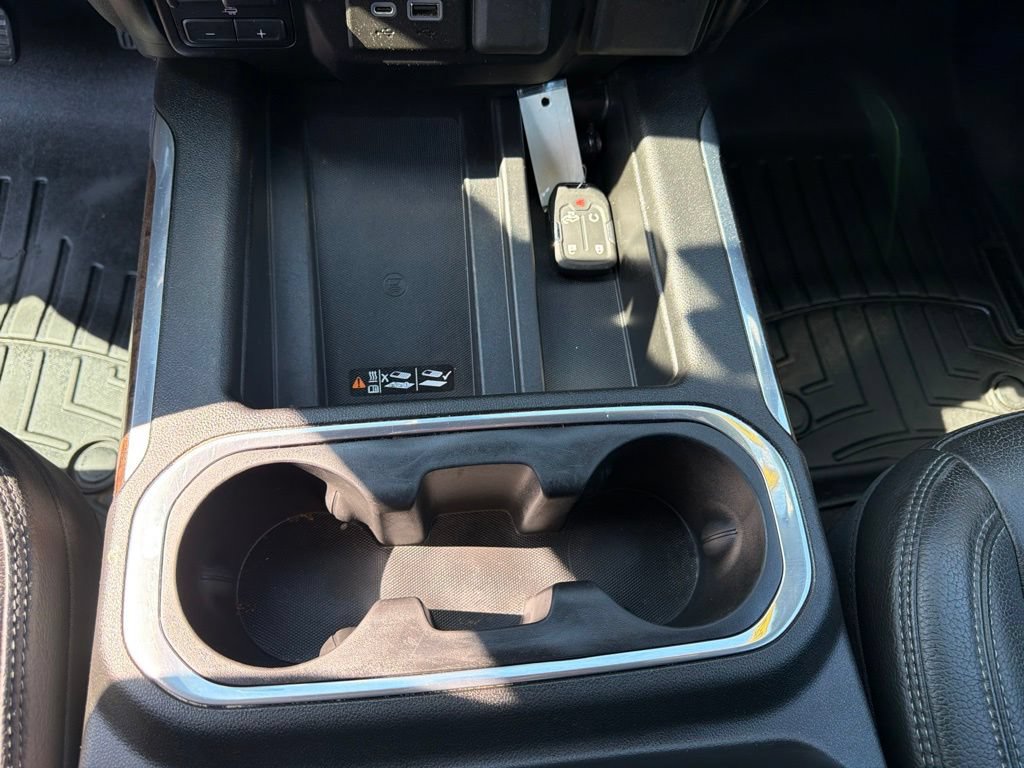 Used 2020 GMC Sierra 2500 Denali w/ Denali Ultimate Package AWD/4WD image 23