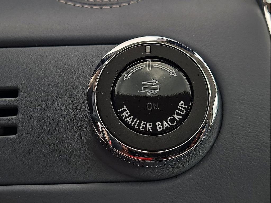 Used 2018 Lincoln Navigator Black Label image 16