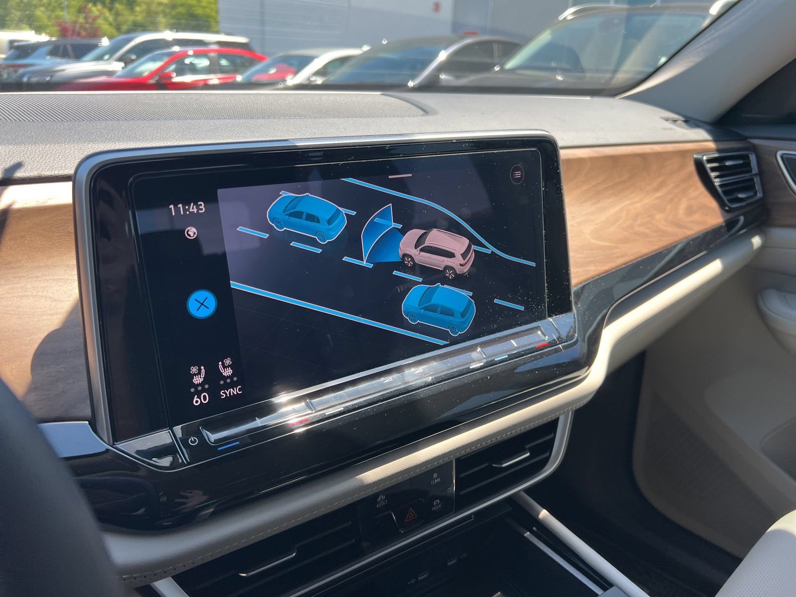 Certified 2026 Volkswagen Atlas SE FWD image 18